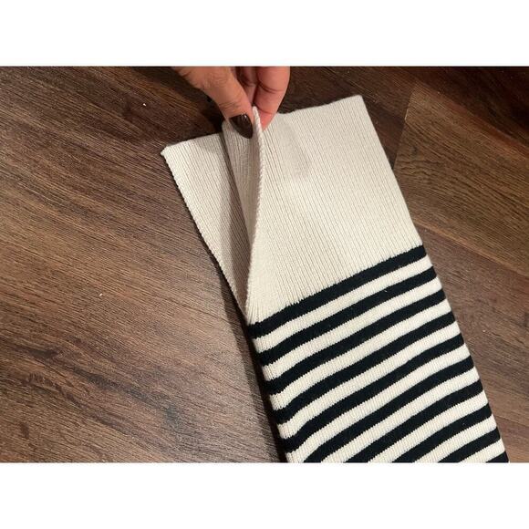 Women’s Wool Oversized Mock-Turtleneck Sweater Minimalist Black crean Striped M - Picture 8 of 10